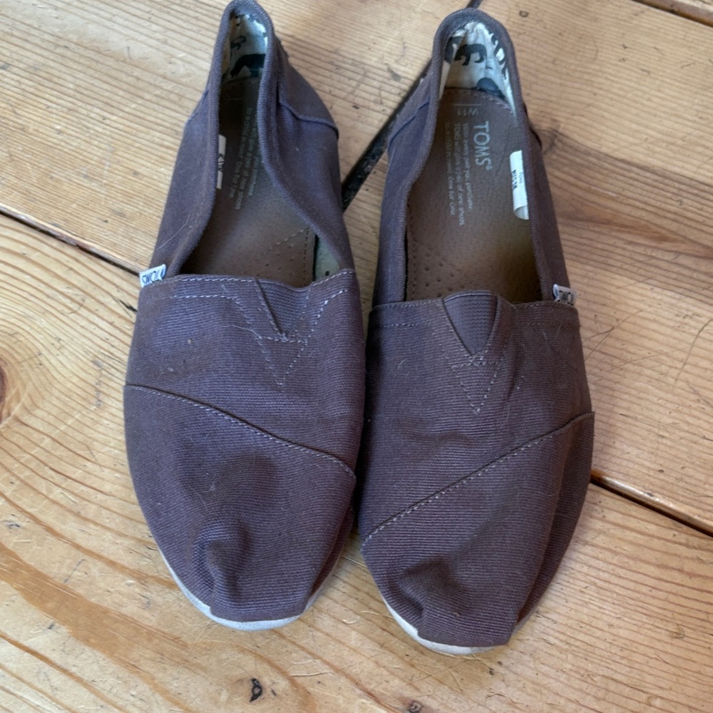 Toms Women’s Canvas Slip-On